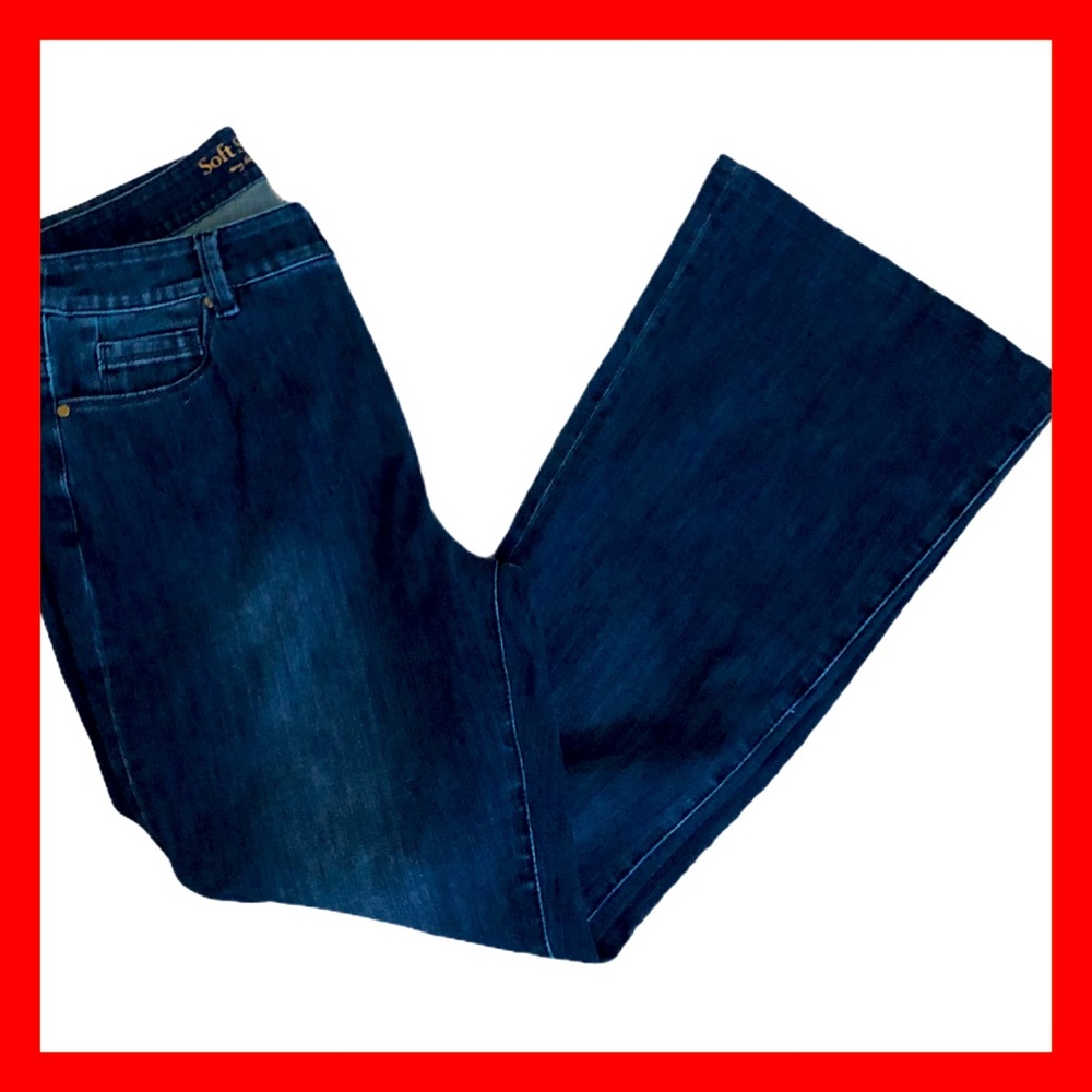 Soft Surroundings Pull on Medium Bellbottoms
